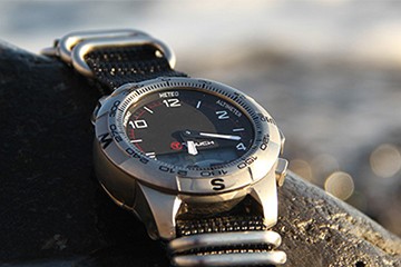 原装青岛爱彼手表表带维修 