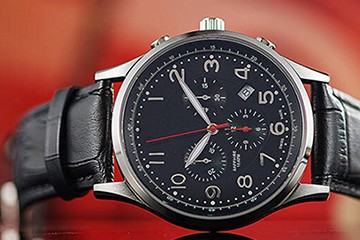 青岛爱彼原装腕表表带维修